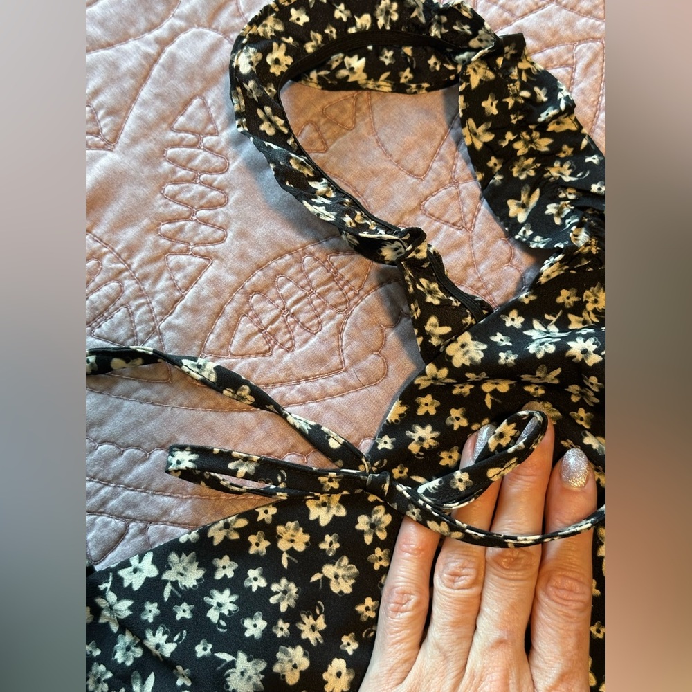 NWT Aemi + Co Floral Black Jumpsuit - Picture 13 of 16